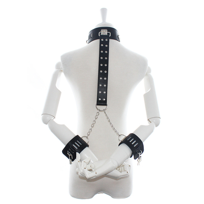 ボンダージ ハーネス ファッション ゴシック ネックレス 女性用 アルloy Heart Dangle