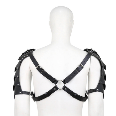 最新のカッコいいデザイン BDSM ボンダージ フェティッシュ 男性の肩帯 フェイックス レザーゲイ 黒い胸帯